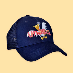 TRUCKER CAP WHITE WINGS