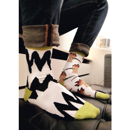 UnaBux socks with hoopoe and spike design 8 95
