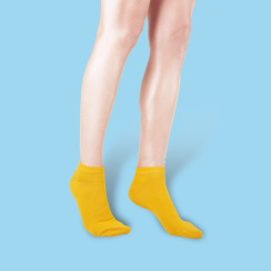 SHORT RADIANT YELLOW